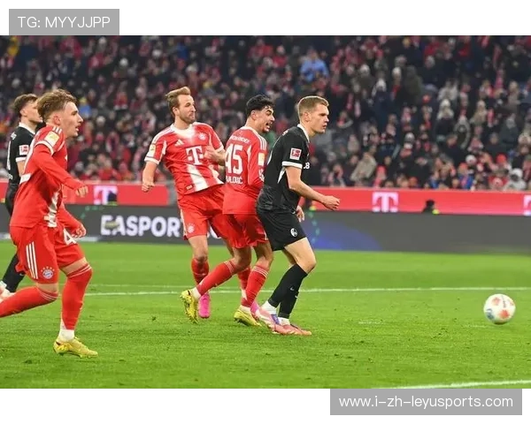 凯恩背身连线三名队友,打造全新组织中心